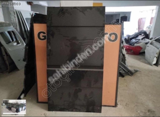 RENAULT MASTER 3 SAĞ ARKA ÇAMURLUK ORTA PARÇA ORİJİNAL SIFIR