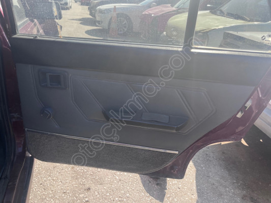 Renault R9 sağ arka kapı döşemesi
