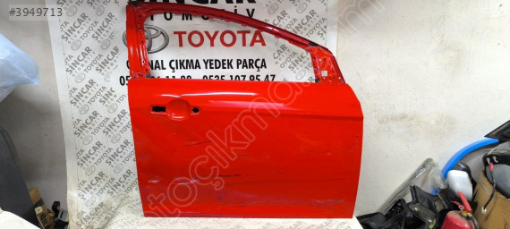 SİNCAR OTO'DAN FORD FOCUS 3 3.5 HB SAĞ ÖN KAPI ÇIKMA ORJİNAL