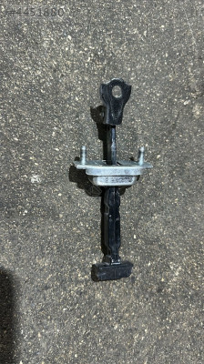 2023 RENAULT TAİLANT SAĞ ÖN KAPI GERGİSİ