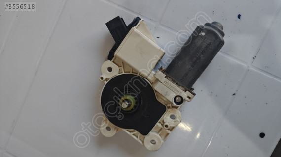 OPEL VECTRA C SAĞ ARKA KAPI CAM MOTORU