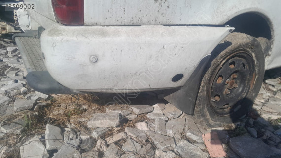 Proton arena sag arka tampon köşesi yedek parça