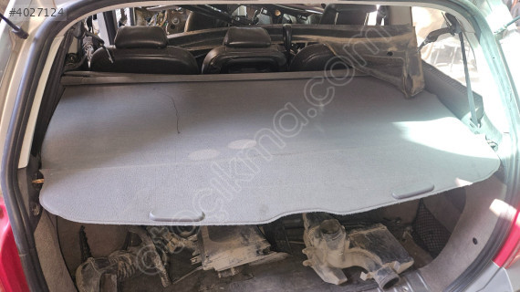 Peugeot 307 station wagon bagaj perdesi rafı