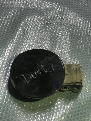 DACİA DUSTER DEPO KAPAĞI