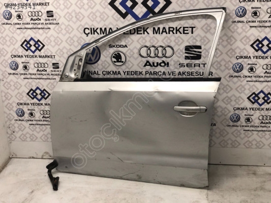 VW POLO 2012 SAĞ ÖN KAPI