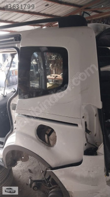 FORD TOURNEO CORİER SOL ARKA ÇAMURLUK