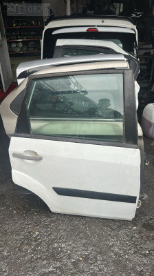 FORD FİESTA SAĞ ARKA KAPI KONUK OTO