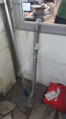 H100 L300 Orta Kapı Rayı Sağ 8322043001