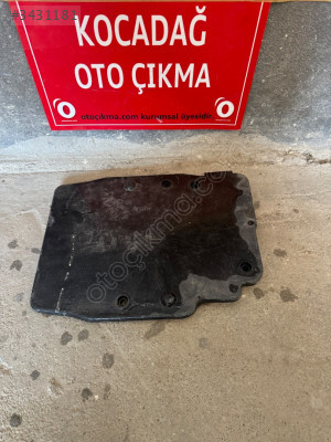 2011-2017 FORD FOCUS BEYİN KUTUSU KAPAK