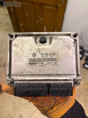 045 906 019 BQ Skoda Fabia Motor Beyini Çıkma Orijinal