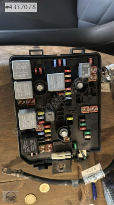 OPEL CORSA E 1.3 MANUEL MOTOR İÇİ SİGORTA KUTUSU BURSA MG