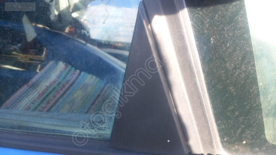OPEL ASTRA F SOL ARKA KAPI DIŞ ÜÇGEN BAGALİT.OTO ERKAN ÜNYE