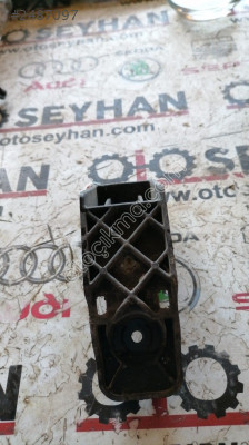 Toyota corolla 2015 far alt braketi