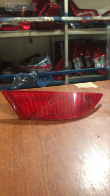2023 FORD CUSTOM SOL KEDİ GÖZÜ SOL ARKA TAMPON REFLEKTÖRÜ