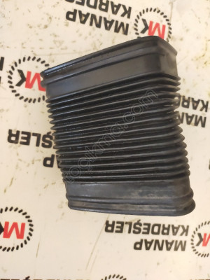 BMW 3 E90 MOTOR HAVA GİRİŞ HORTUMU 7523630