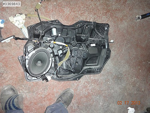 MAZDA 3 2012 ÇIKMA SAĞ ÖN CAM MOTORU