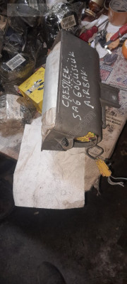 Chrysler Voyager sağ göğüs Air bak