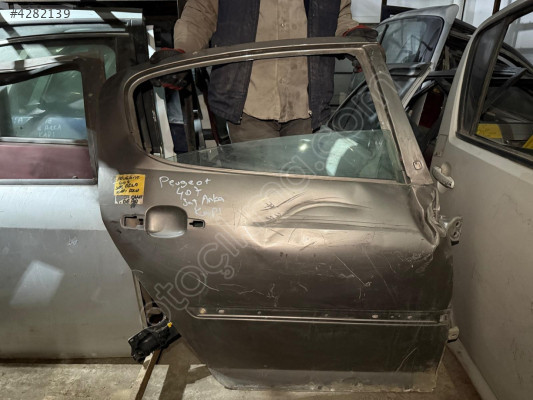 PEUGEOT 407 SAĞ ARKA KAPI CAMI ORJİNAL ÇIKMA 04-10 MODEL