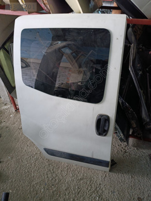 Fiat Fiorino orjinal hatasız sağ ön kapı