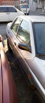 1995 Ford escort sağ ön kapı