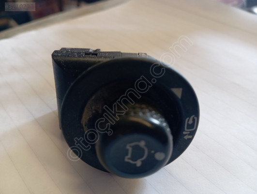 Ford Fiesta V363.Ayna ayar düğmesi
