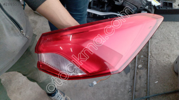 FORD FOCUS 4 SAĞ ARKA STOP ORJİNAL SÖKME HATASIZ