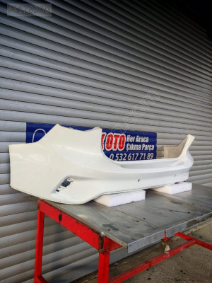 FORD FOCUS 4 2019-2015 BEYAZ ARKA TAMPON-DÜZCE ÇIKMA