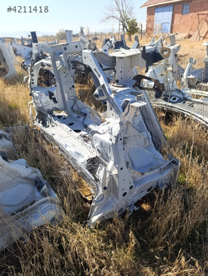 Renault Fluence sağ sol ön podya şase