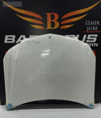 MERCEDES-BENZ E SERİSİ W212 MOTOR KAPUTU TEMİZ