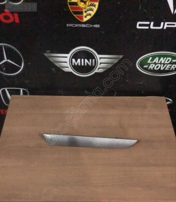 8K1853190 AUDİ A4 TORPİDO GÖĞÜS ÇITASI