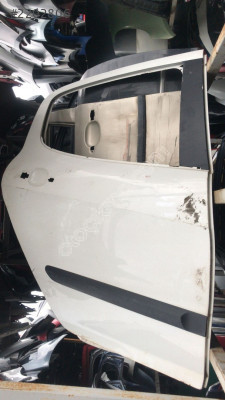 PEUGEOUT 308 SAĞ ARKA KAPI