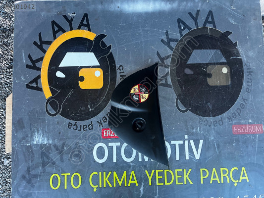 Clio 4 Torpido Sağ Yan Kapak Çıkma Orjinal