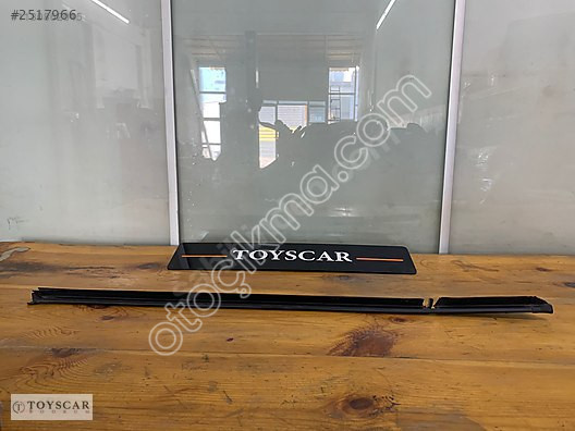 Vw Passat B8 Sol Arka Kapı Sızdırmazlık Bandı Orjinal 3G5839