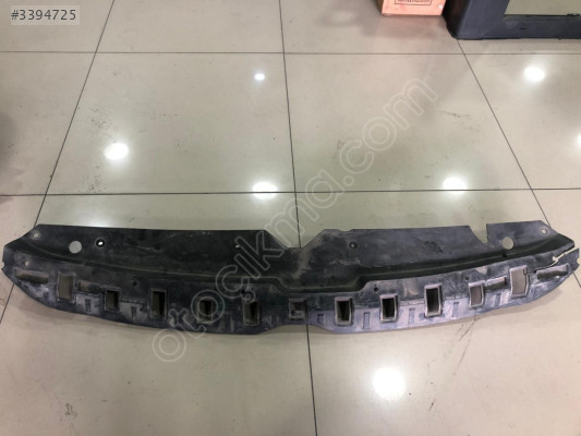 HYUNDAİ İ20 ÖN PANEL ÜST BAKALİT