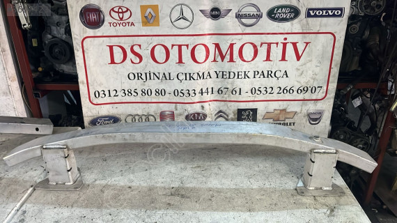 2016-2018 JEEP GRAND CHEROKEE ÖN TAMPON DEMİRİ