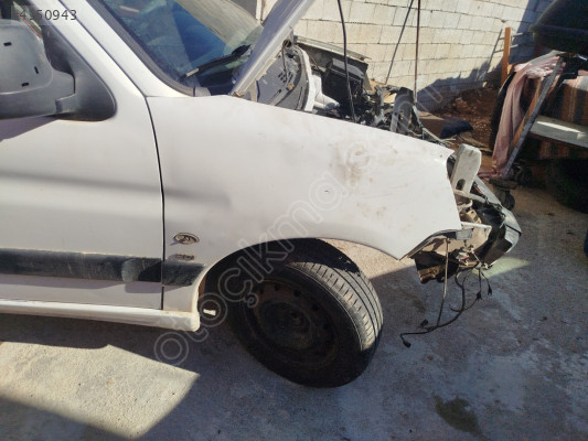 Peugeot partner sağ sol çamurluk