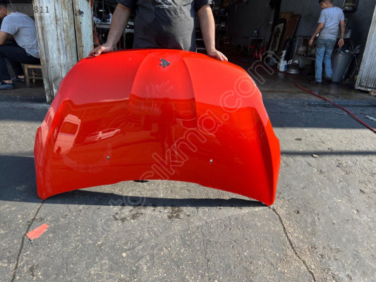 PEUGEOT 208 KIRMIZI MOTOR KAPUTU ORJINAL BOYASIZ