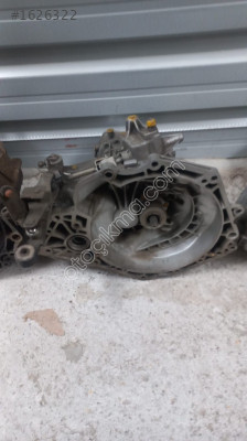 OPEL VECTRA B 1,6  ŞANZIMAN. OTO ERKAN ÜNYE