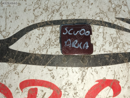 FİAT SCUDO ARKA ÇEKİ DEMİR KAPAĞI ORJİNAL ÇIKMA PARÇA 735461988