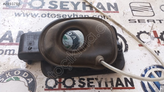 5F4809905H Seat Leon 2015 depo kapağı içi
