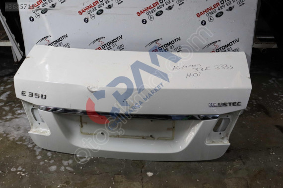 MERCEDES E SERİSİ E350 ARKA BAGAJ KAPAĞI