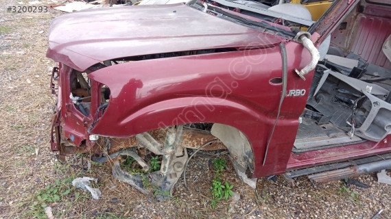 Mahindra pick up sol çamurluk yedek parça
