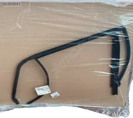 2GM839440 ORJİNAL  T-CROSS SAĞ ARKA KAPI CAM FİTİLİ