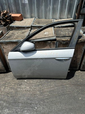 Alfa Romeo 159 sol ön kapı