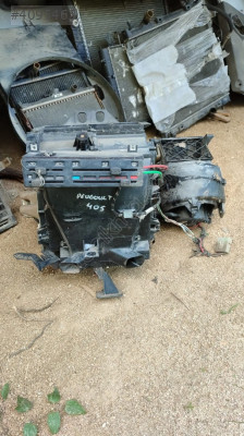 Peugeot 405 çıkma kalorifer kontrol düğmesi ve klima kazanı