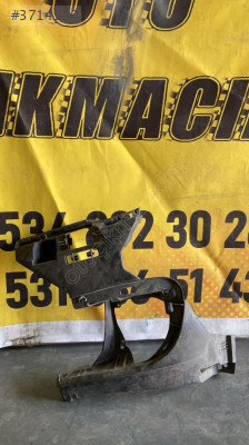 F10 BMW 5 Serisi Sol Ön Tampon Braketi - Oto Çıkma Parçaları