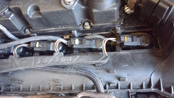 ford fiesta 1,4 enjektör takım
