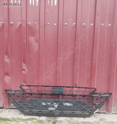 SEAT ATECA ORTA IZGARA 575853668K