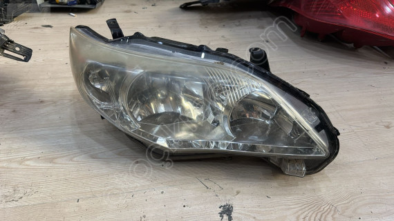 TOYOTA COROLLA SAĞ FAR