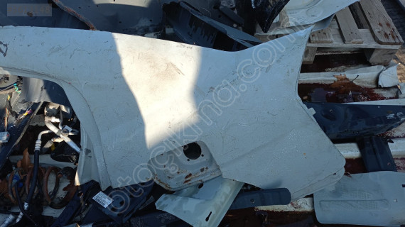 Hyundai Almera  sol arka çamurluk  2005 m